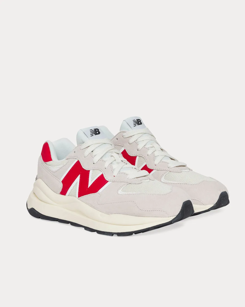 57/40 Off White / Red Low Top Sneakers