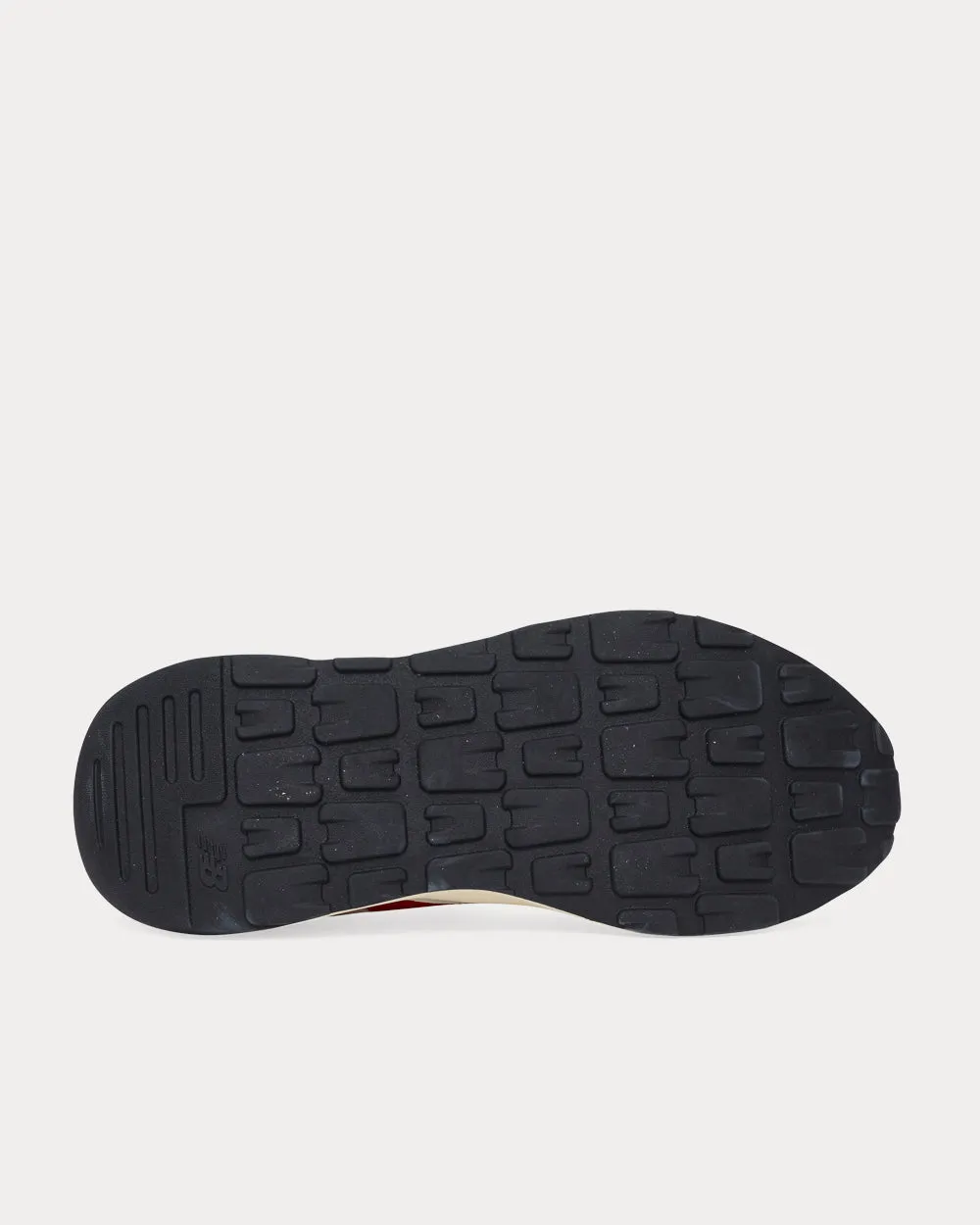 57/40 Off White / Red Low Top Sneakers