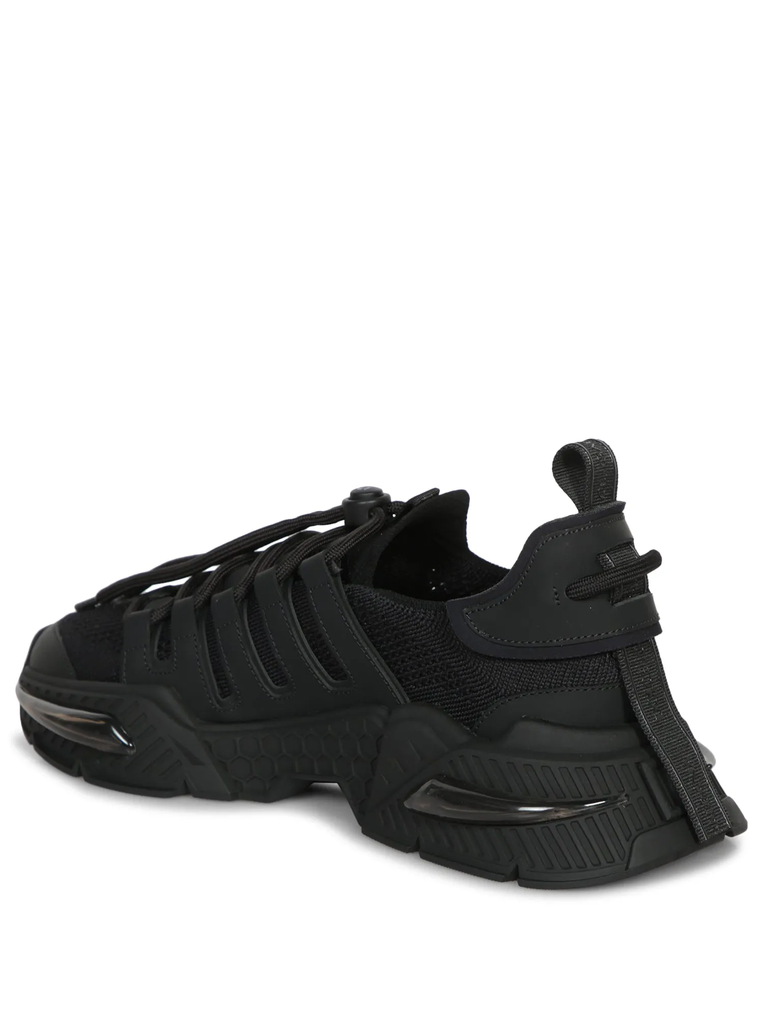 Airmaster Black Sneakers