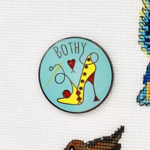 Bothy Threads Needle Minder - Sewing Shoe