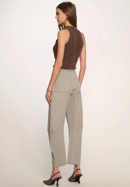 Lupita Pant