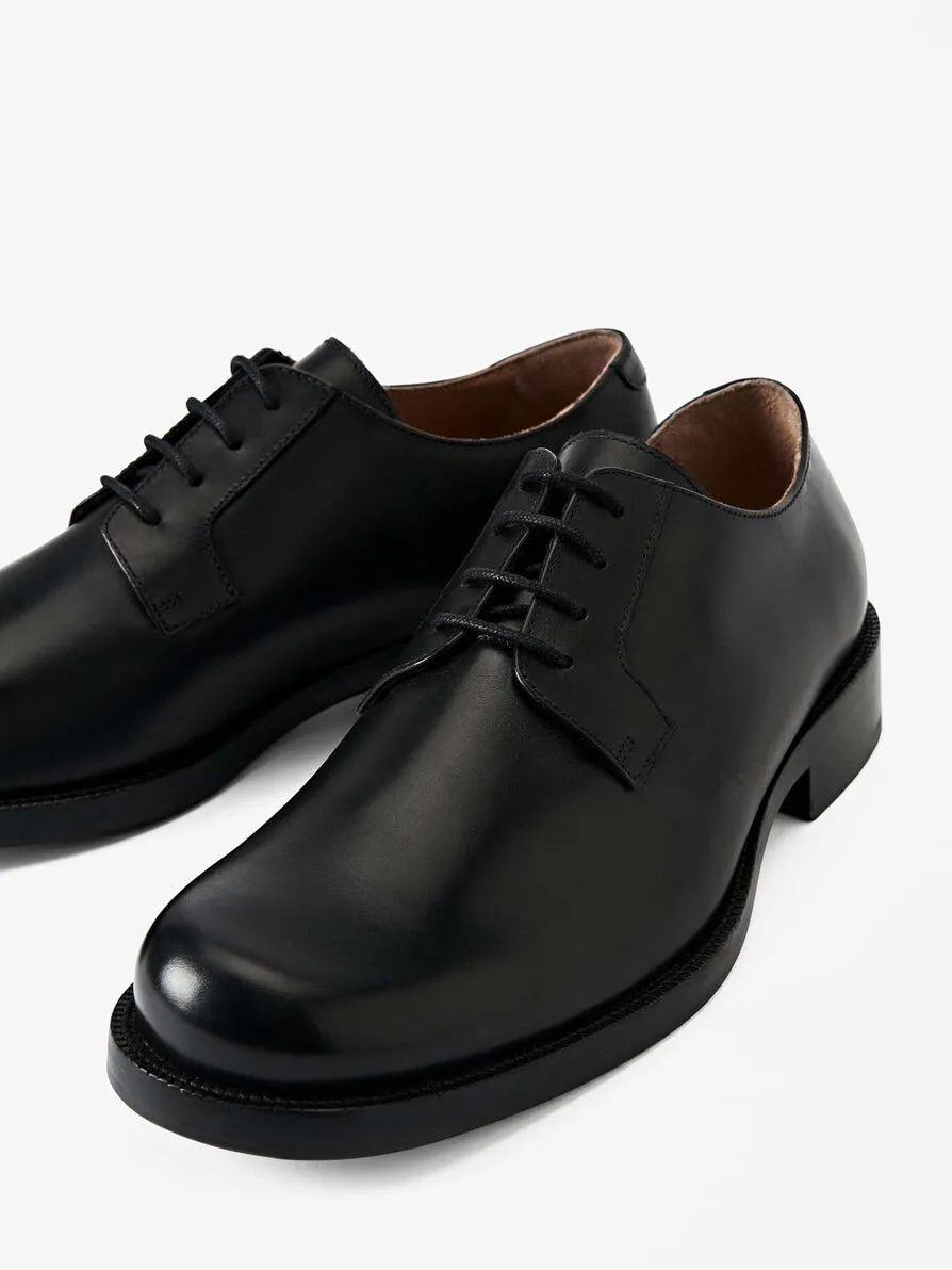 Opuson - Shoe