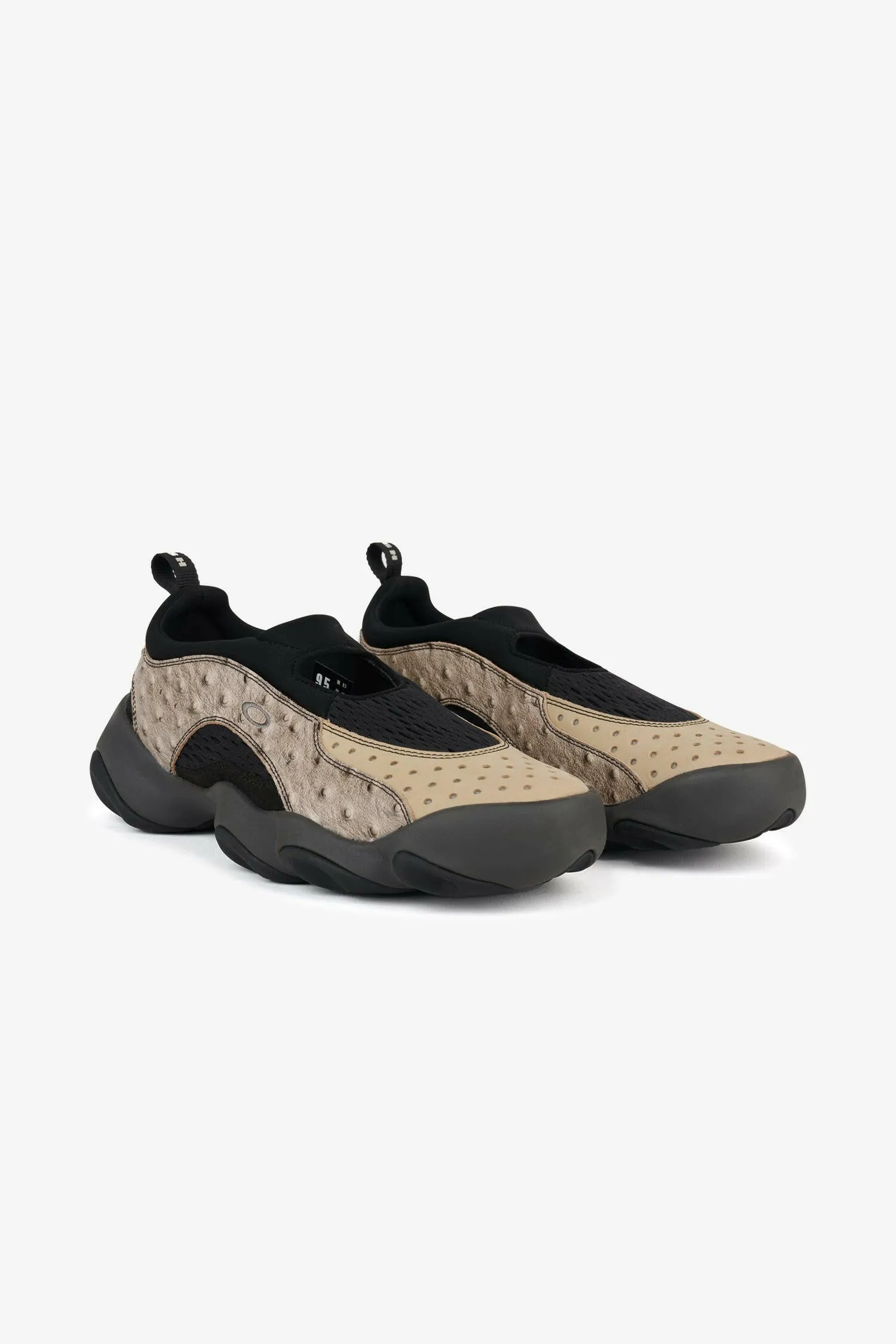 Ostrich Flesh Sandal "Castle Black"