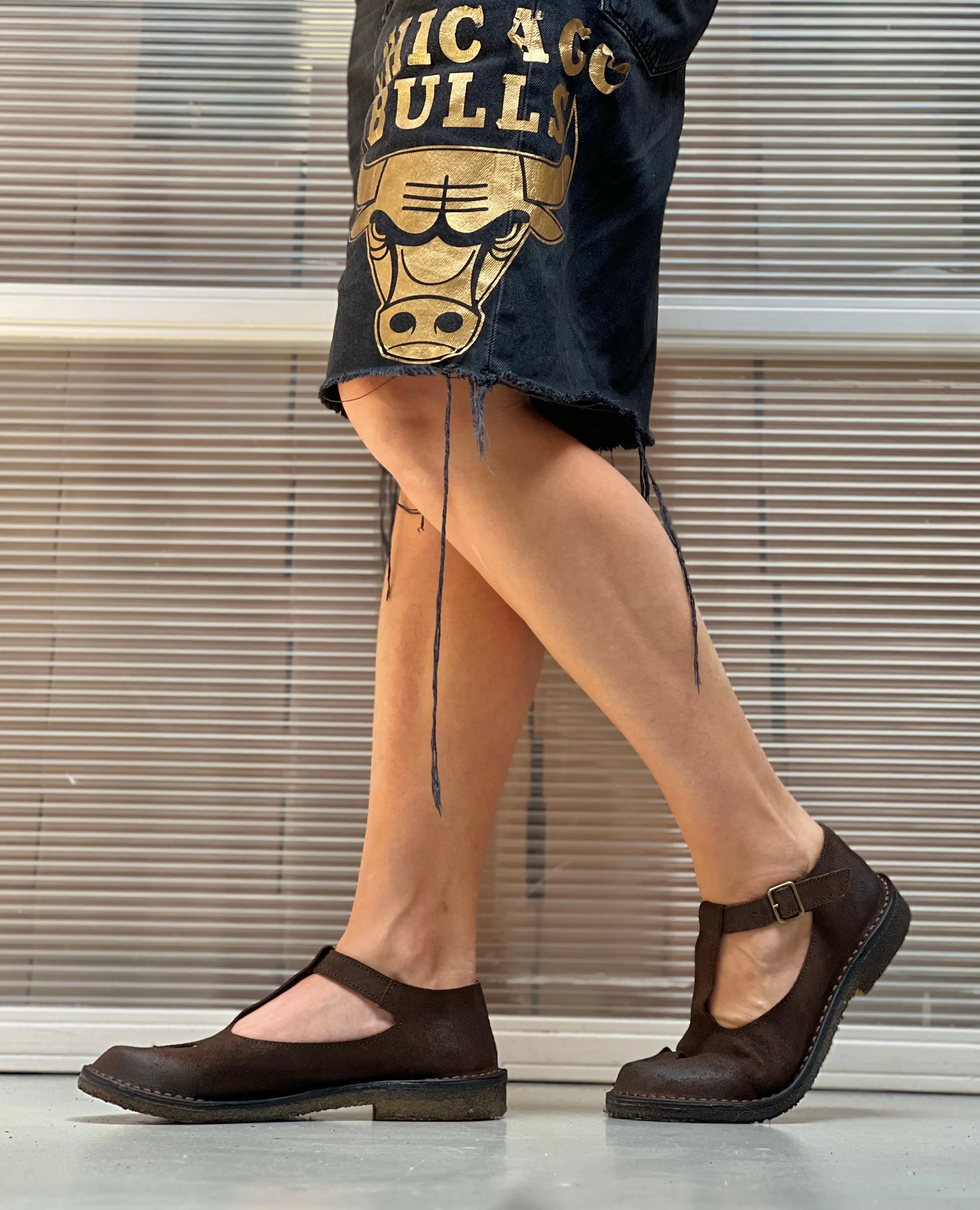 Paturnia Brown bebe con occhietti in nabuk testa moro artigianale