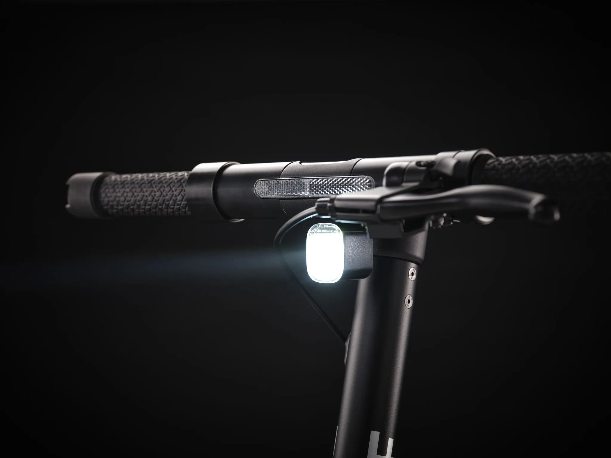 Pure Electric Air4 Pro Black