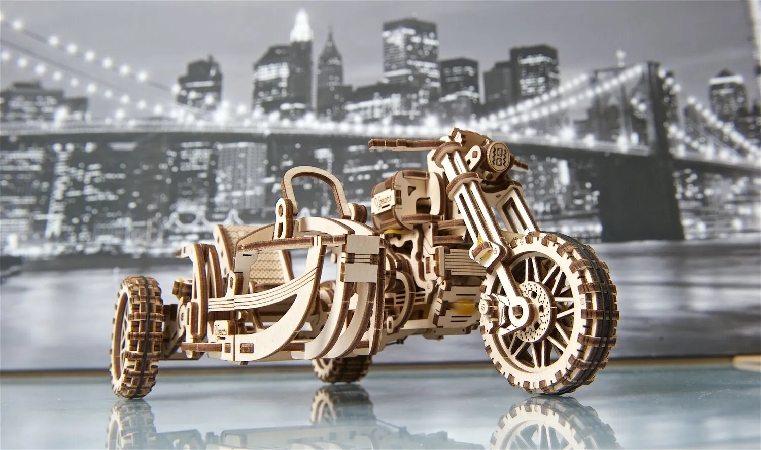 UGears Scrambler UGR-10 sidecar