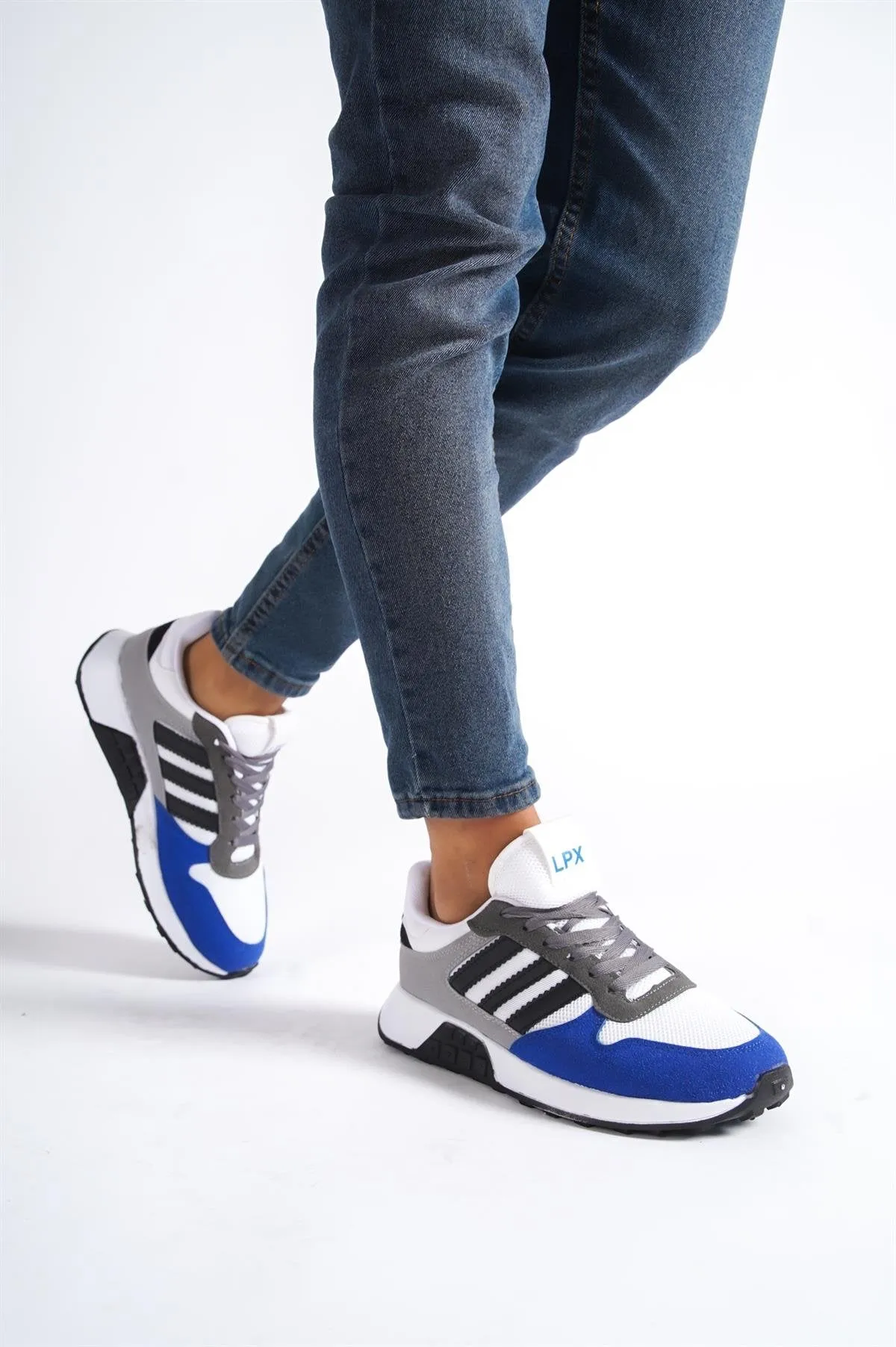 Unisex Blue 3 Stripes Sneaker