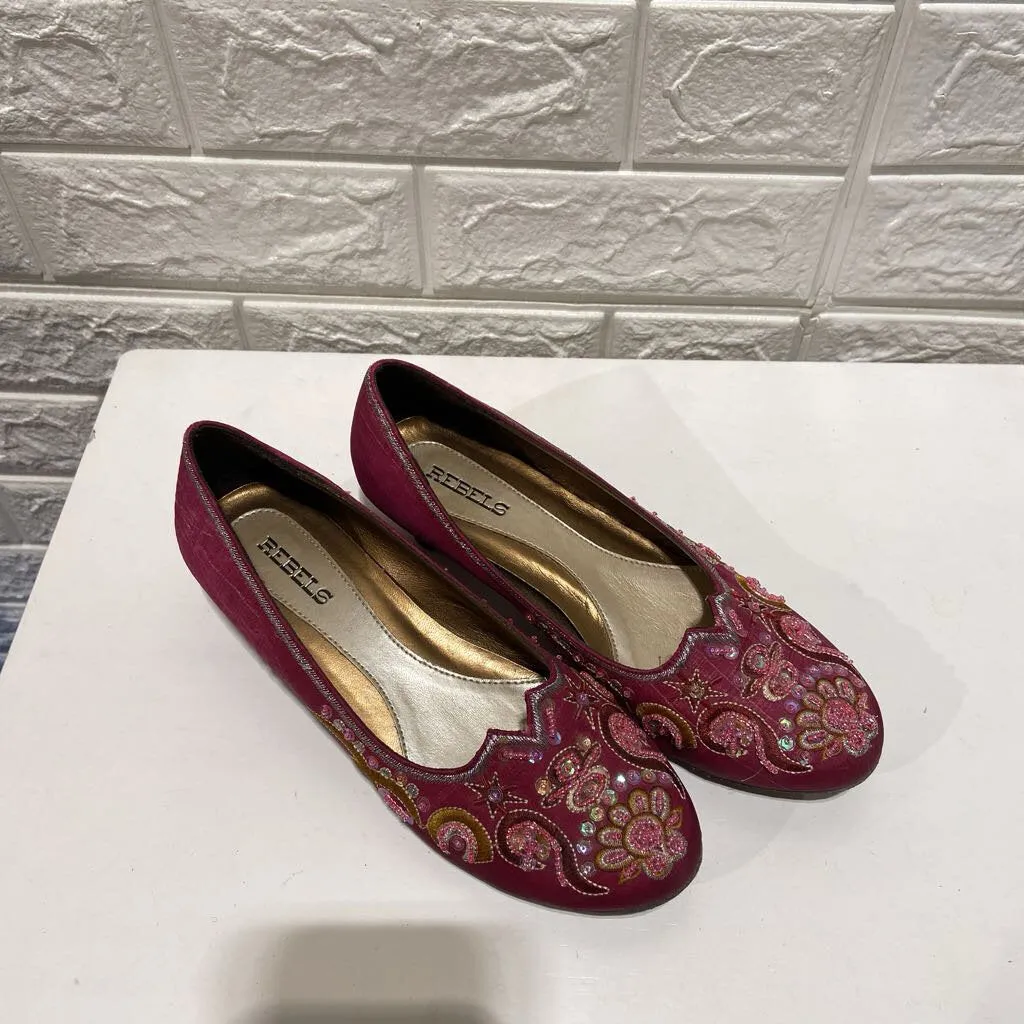 Vintage 90s Beaded Round Kitten Heels